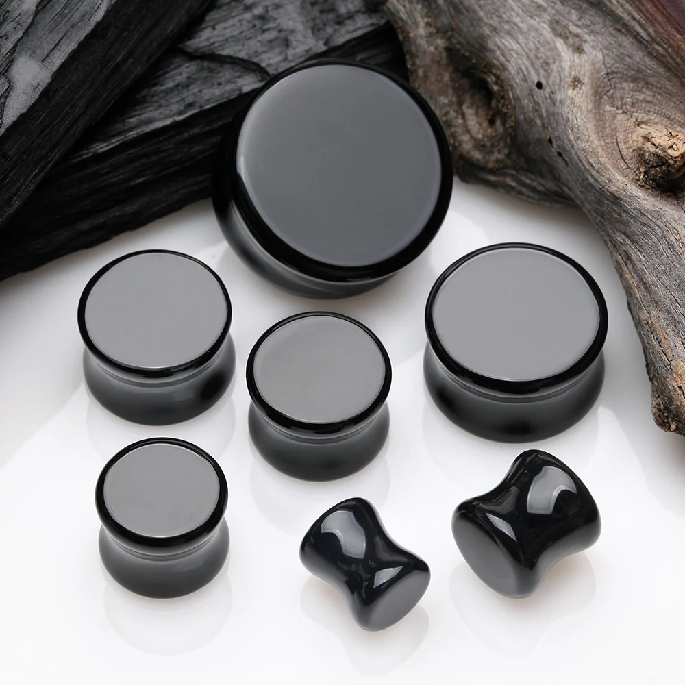 A Pair of Black Agate Stone Double Flared Ear Gauge Plug - Image 3