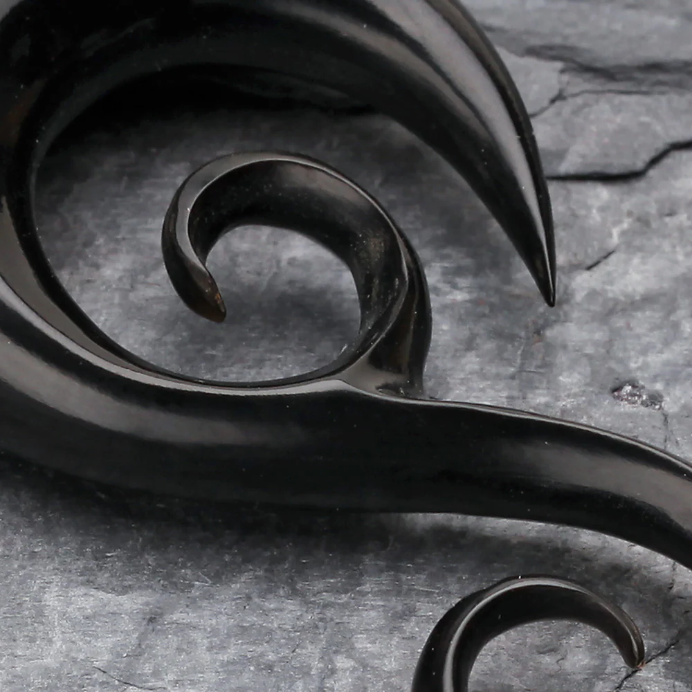 A Pair of Chrysalis Swirl Organic Horn Ear Gauge Taper Hanger - Image 3