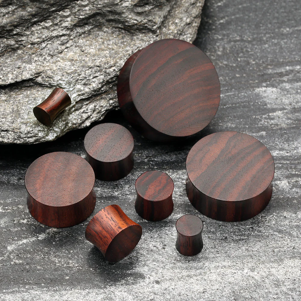 A Pair of Rosewood Double Flared Plug - Image 3