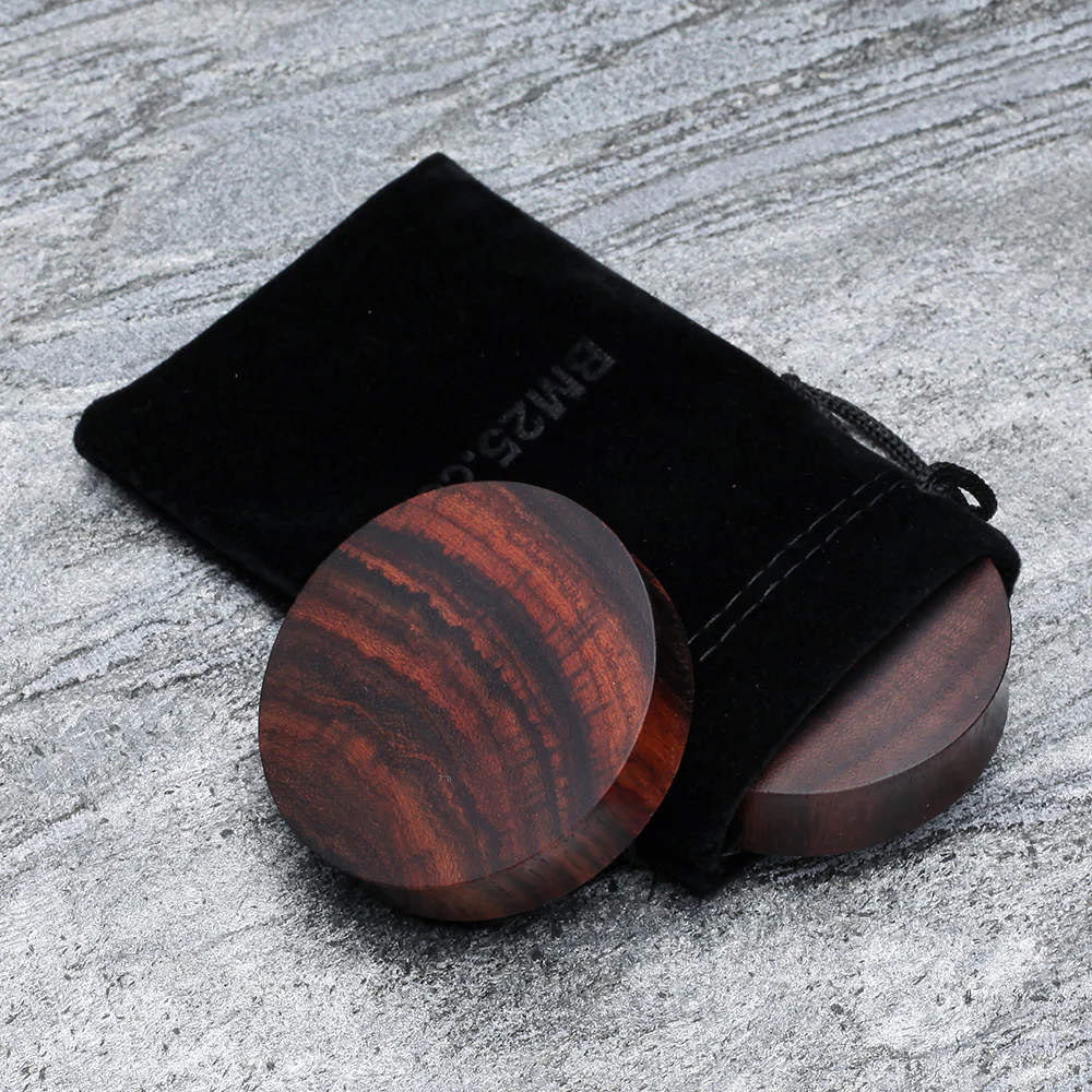 A Pair of Rosewood Double Flared Plug - Image 5